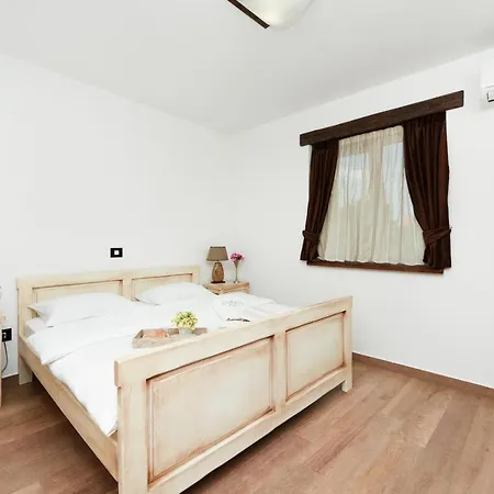 Villa Quince Zadarvillas *